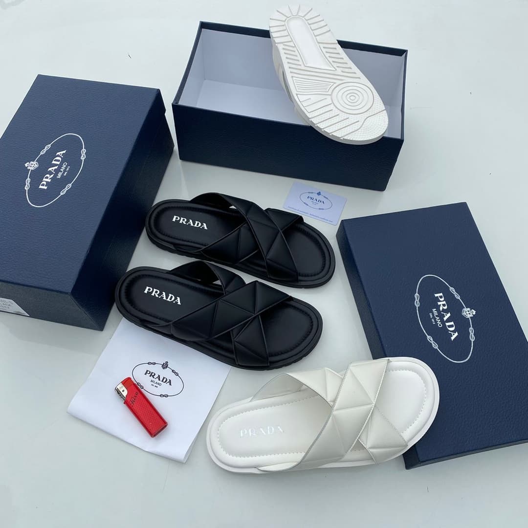 Comfortable leather slides